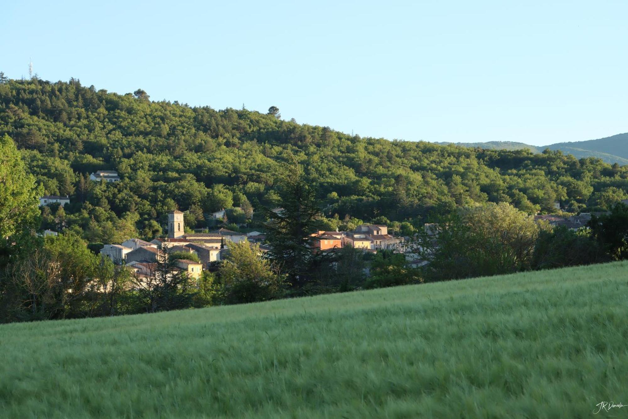 Studio Dans Le Luberon Céreste Extérieur photo