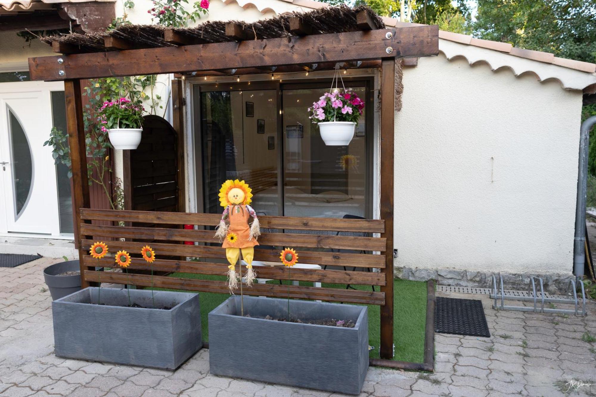 Studio Dans Le Luberon Céreste Extérieur photo
