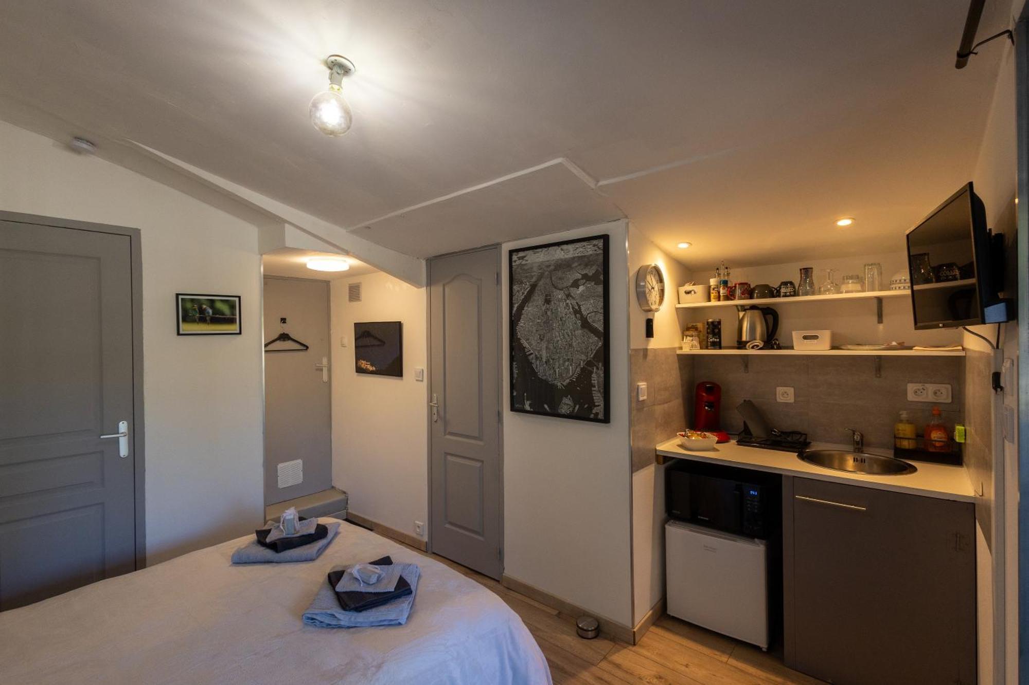 Studio Dans Le Luberon Céreste Extérieur photo
