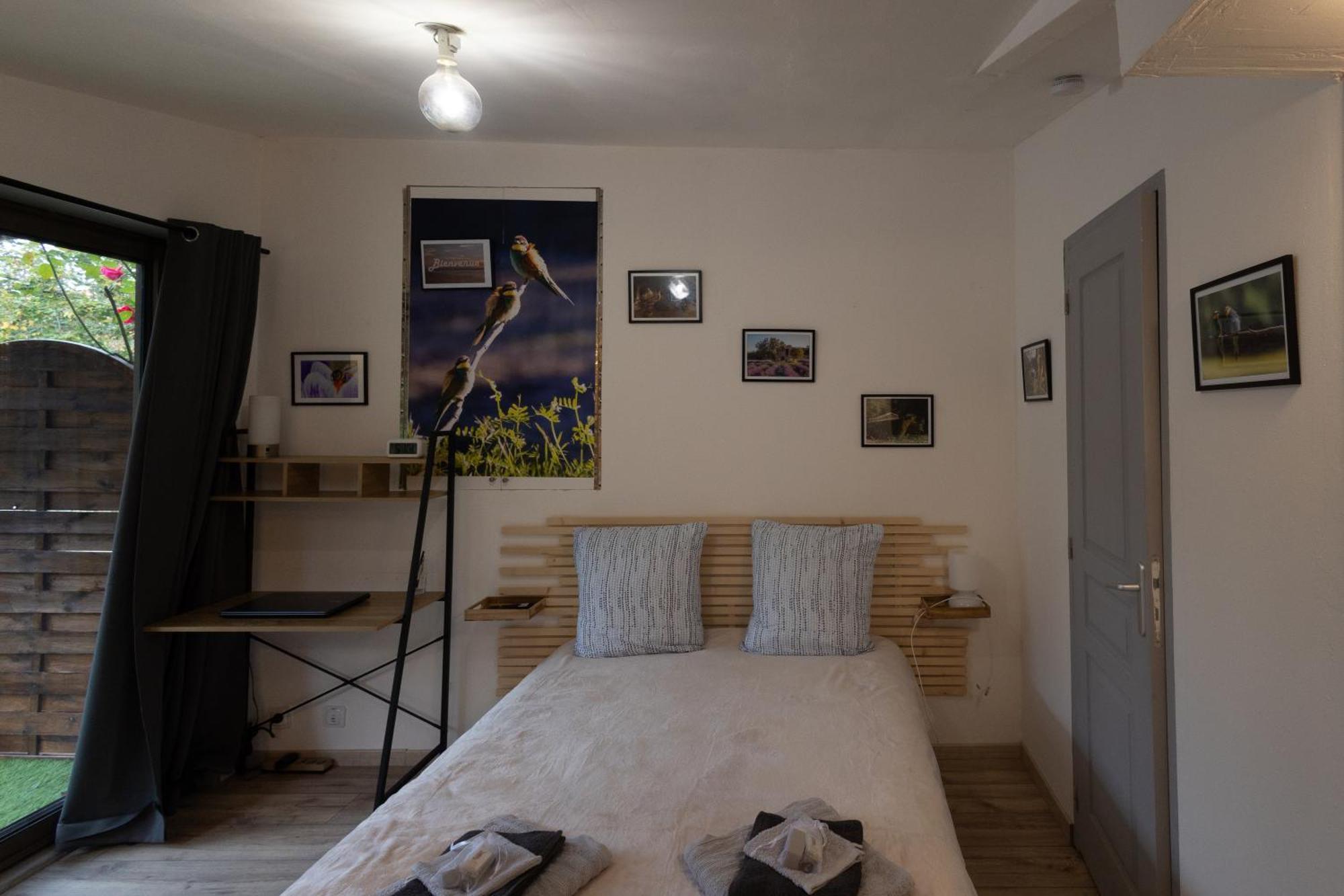 Studio Dans Le Luberon Céreste Extérieur photo